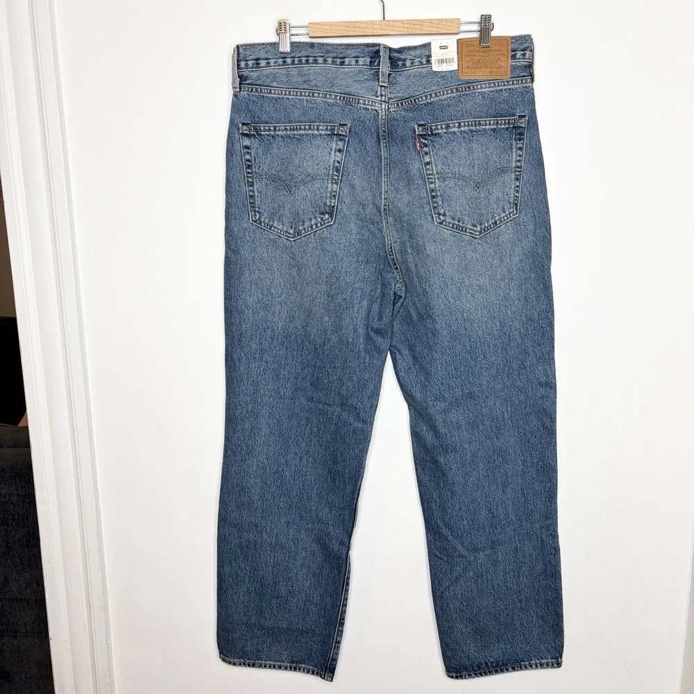 Levis levis 568